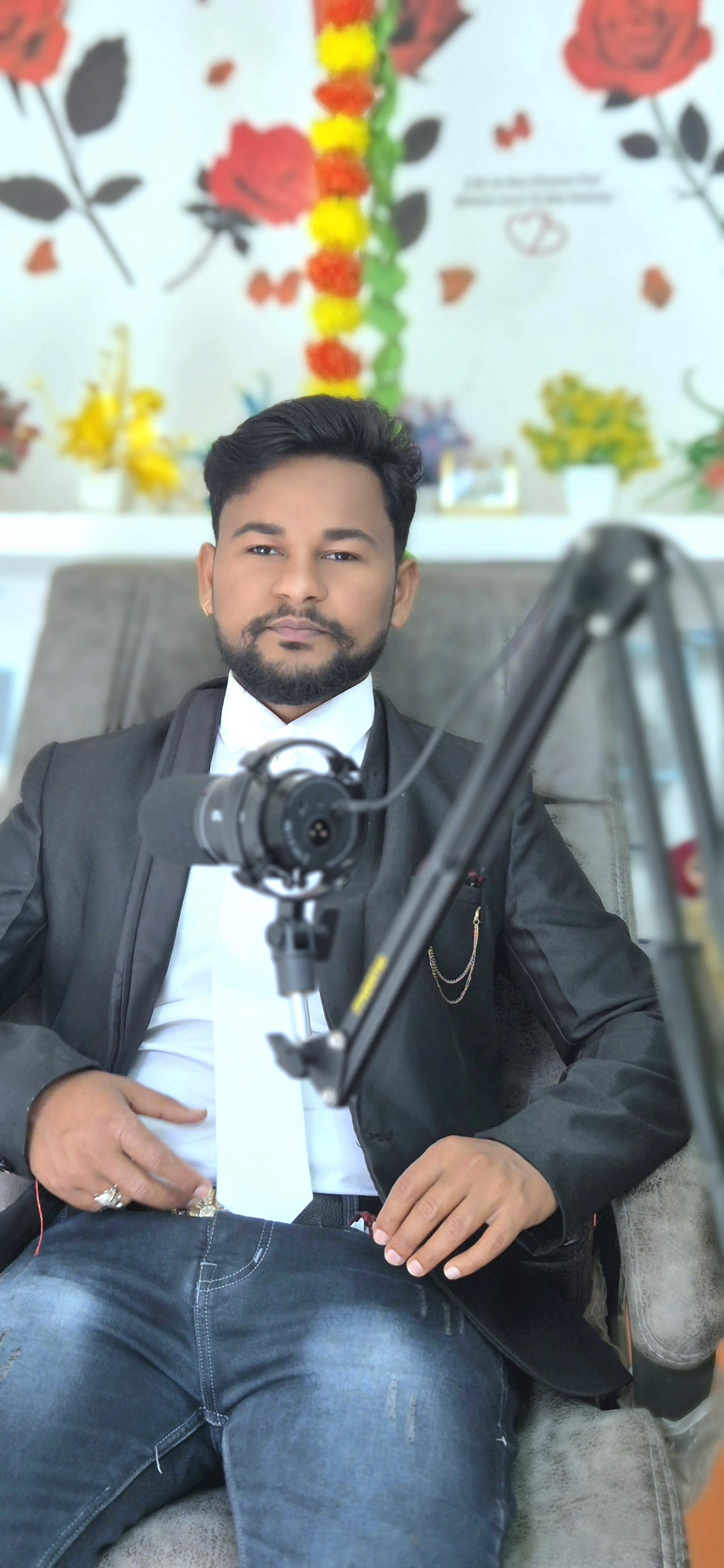 Ashish Kumar Coach