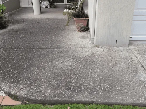 Cleaning of Footpaths in Mount Coolum