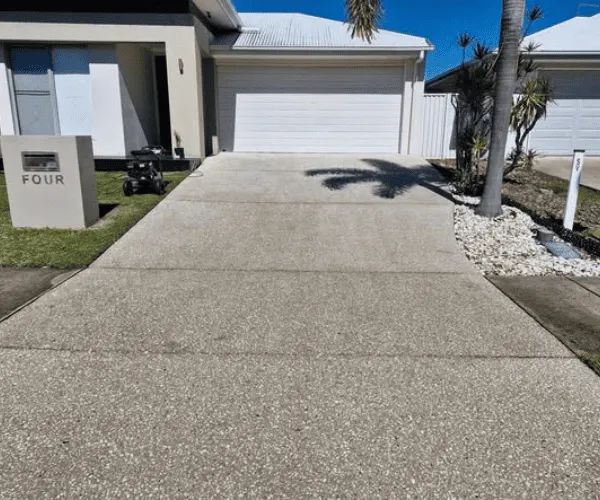 Pool Surrounds Cleaning Mount Coolum