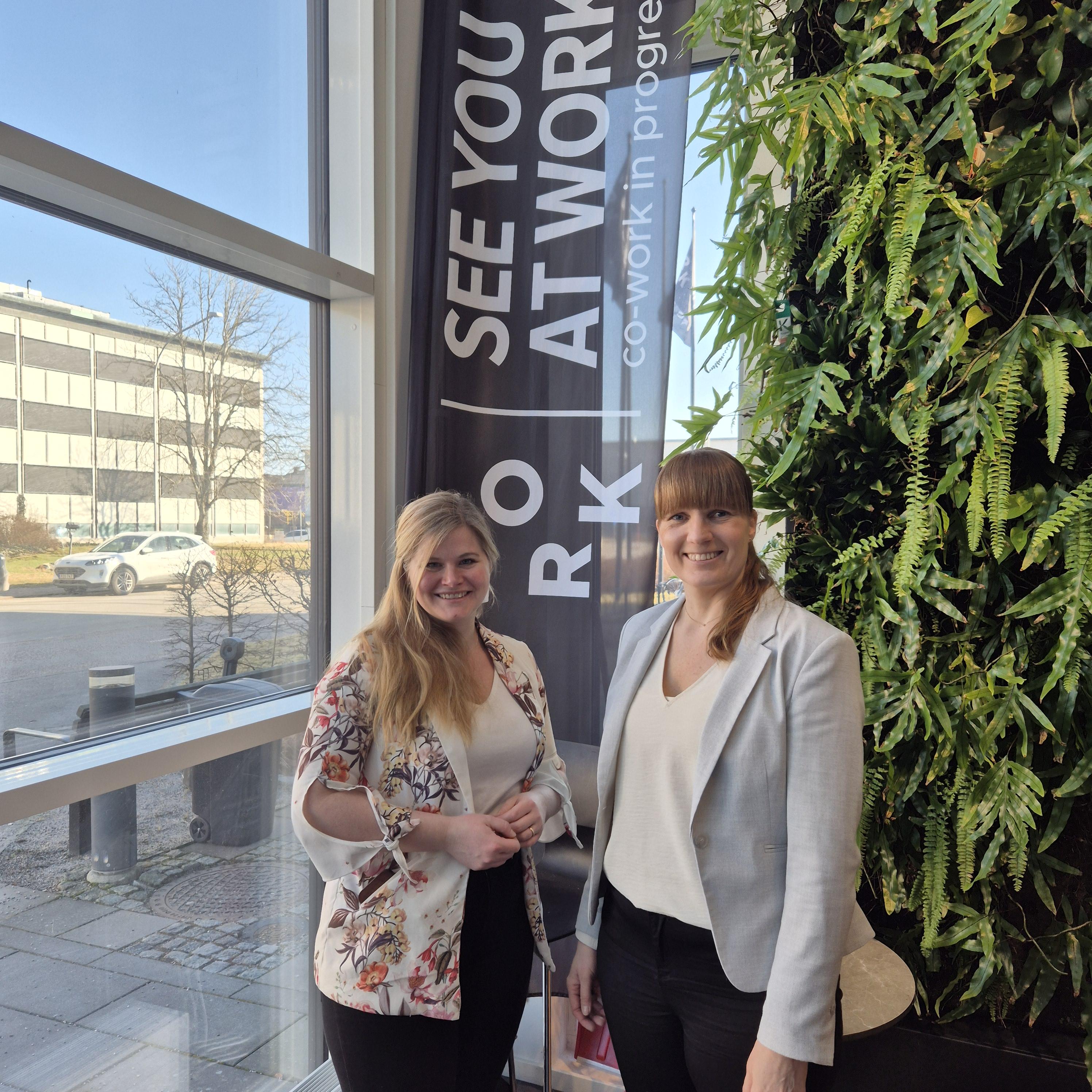 Isabel Azcarate från Din Marketing Coach och Annelie Ideqvist från IdeVendo håt ler praktisk Workshop om annonsering på Facebook och Instagram