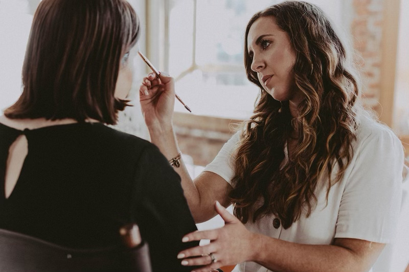 Luxury bridal makeup by Leah Mullins in Chattanooga