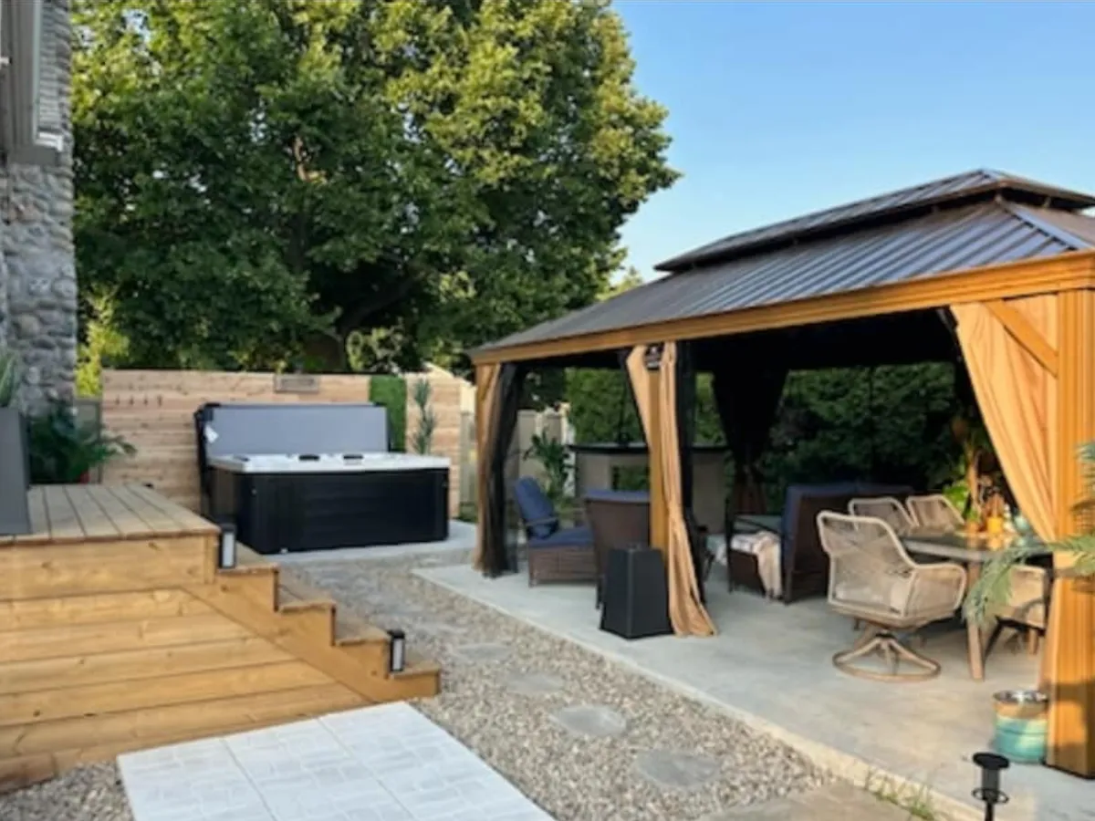 Patio et Gazebo en bois. Trois-Rivières.