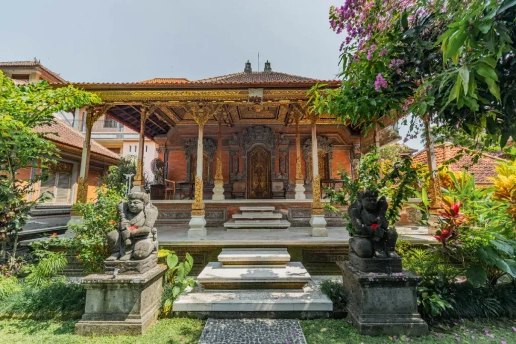 Women enjoying an intimate outdoor workshop and afternoon tea terrace at Ubud luxury retreat