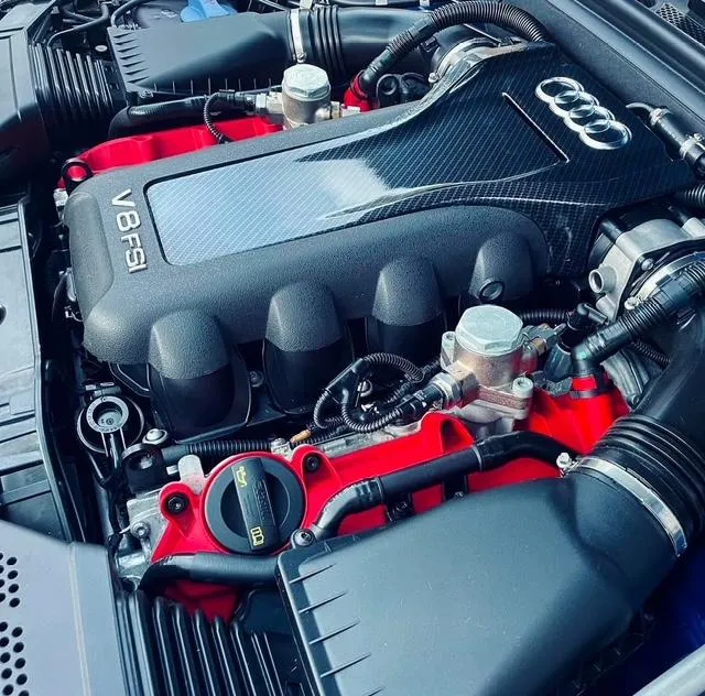 v8 engine audi