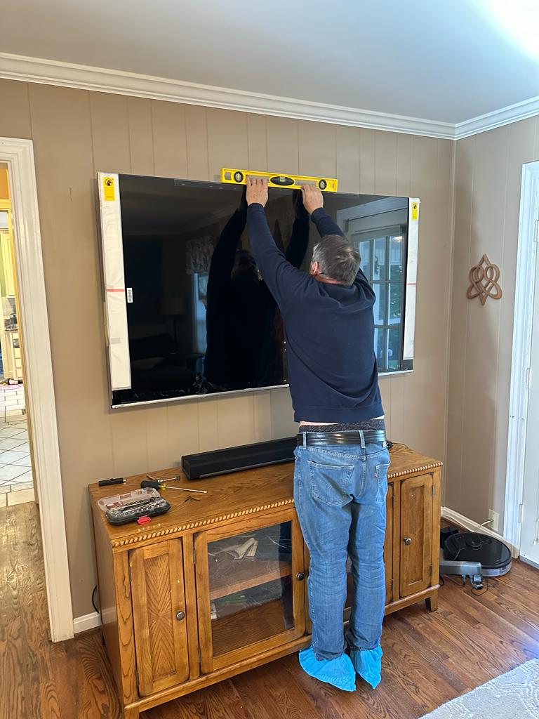 TV mounting service in Manassas Virginia