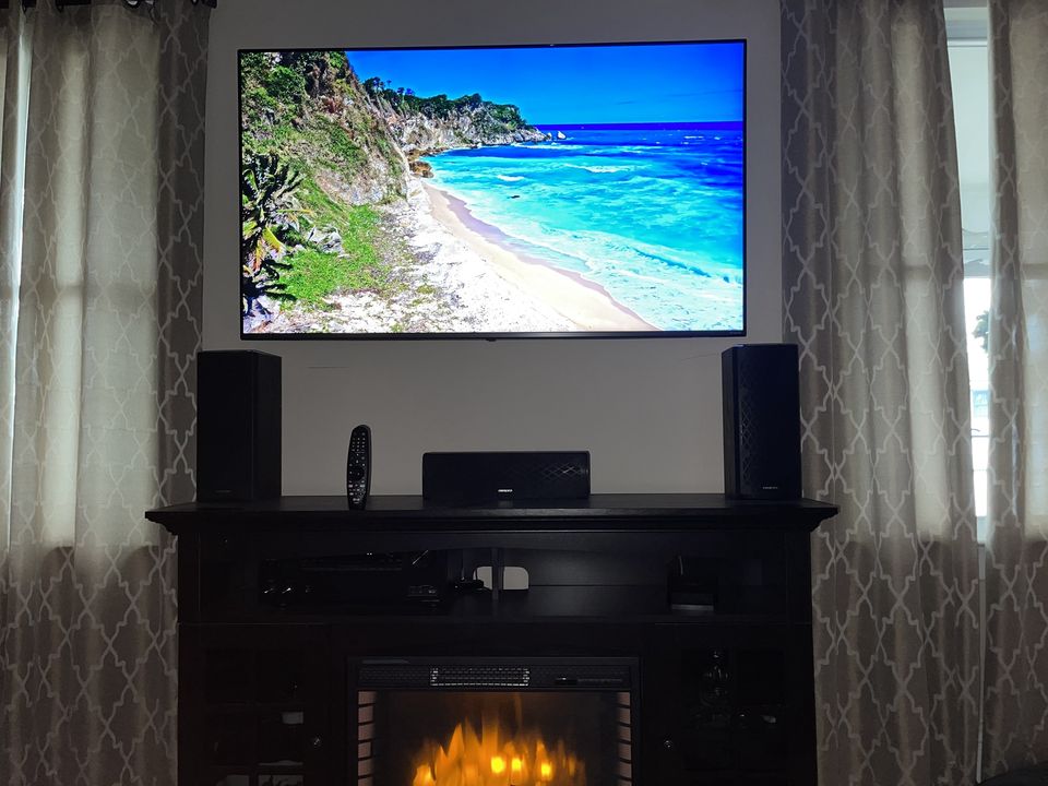 Professional TV mounting service in Leesburg Virginia