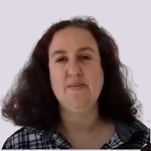 Headshot of Sarah, earl year consultant at On the Button, Well-being and Safeguarding Software