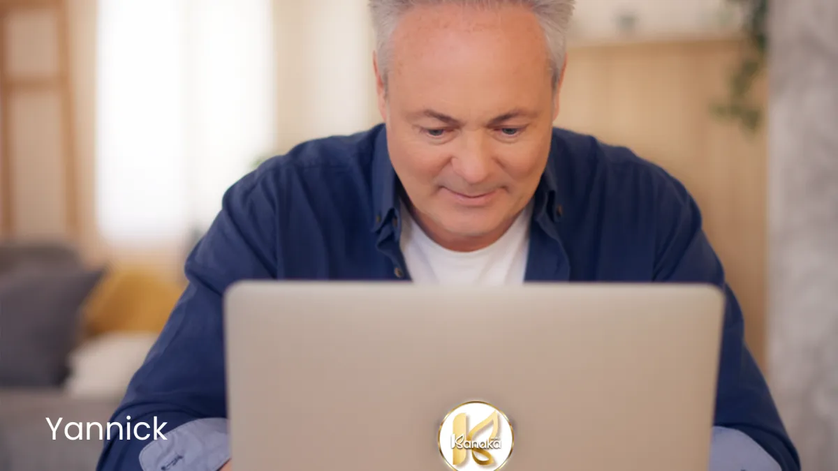 Yannick Zoude, Founder and Inventor of F.L.A.S.H.© Instant Behavioral Profiling, conducting online consultation in leadership and human behavior analysis.