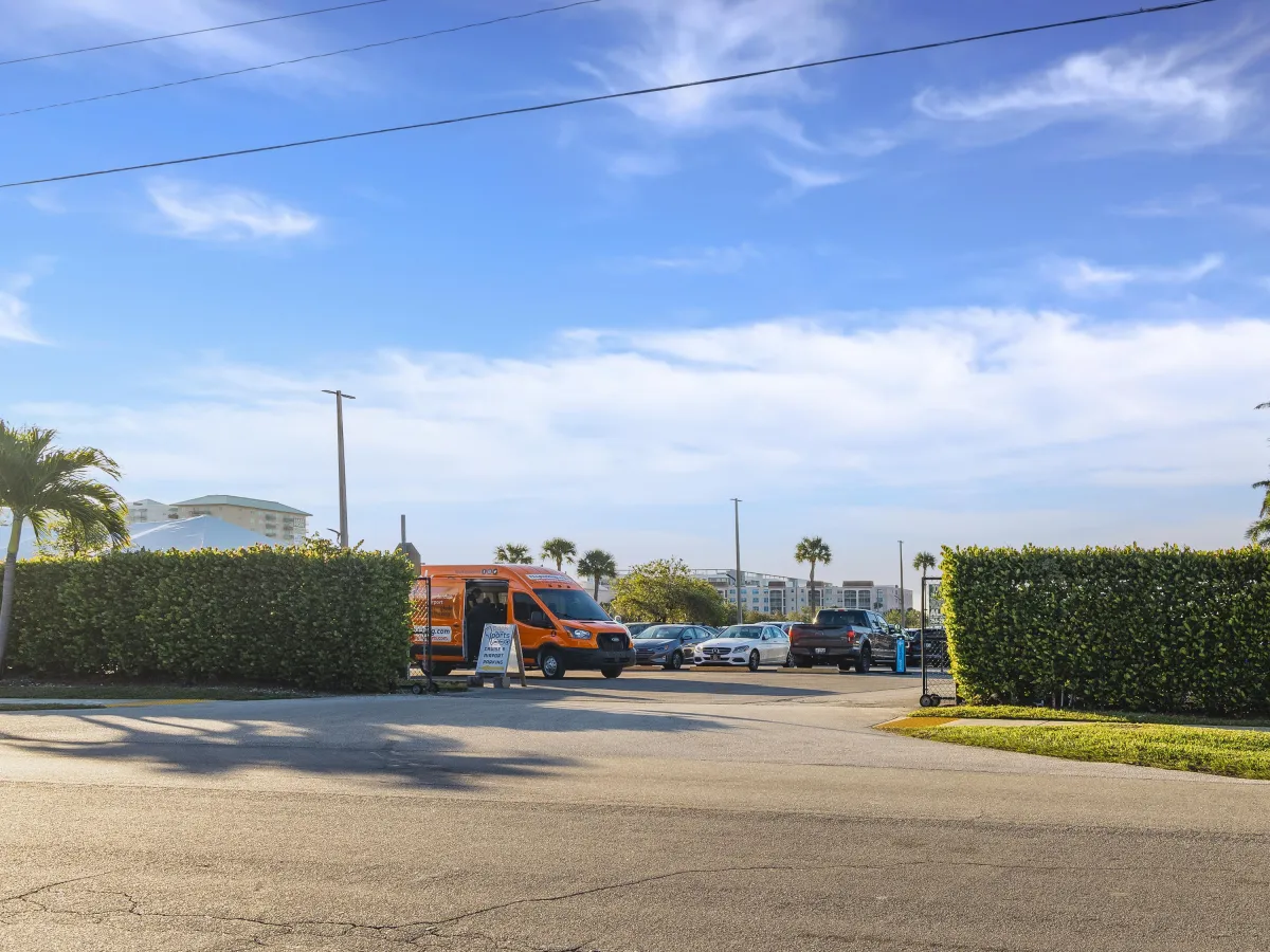 Fleet Parking in Fort Lauderdale | Secure Depot Near FLL