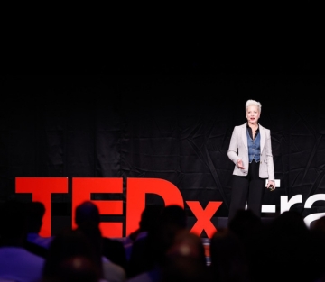 Brigitta Hoeferle at TEDx Frankfurt