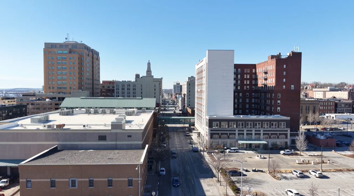 Davenport Iowa's Hidden Heart: Community & Giving in the QC