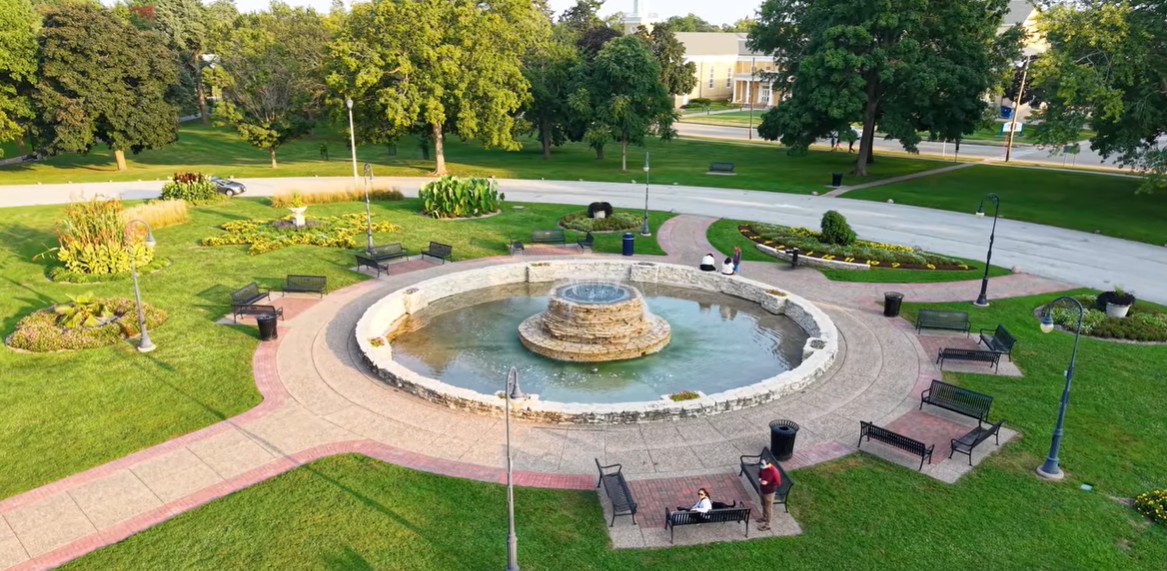 What are Best Neighborhoods in Davenport Iowa