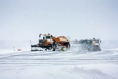 brown and black vehicle dashboard