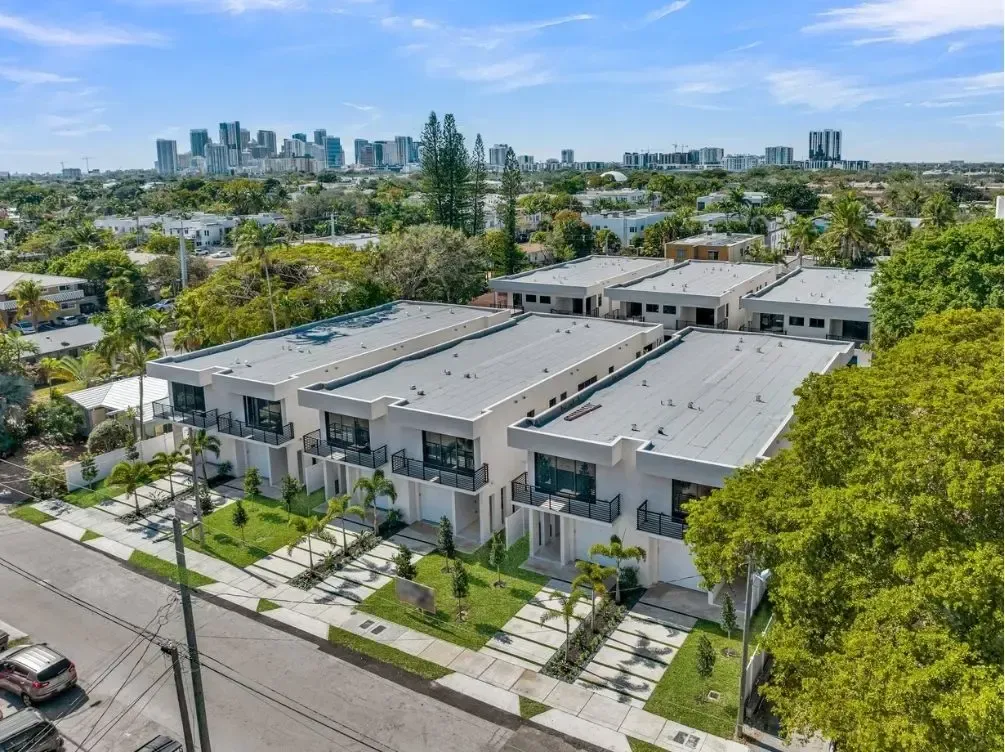Modern Fort Lauderdale home overlooking the Intracoastal Waterway