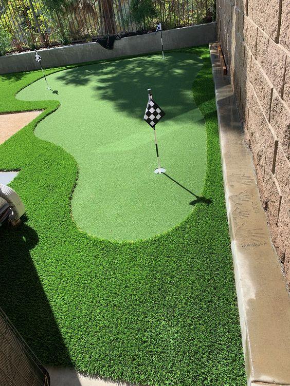 putting green with artificial grass
