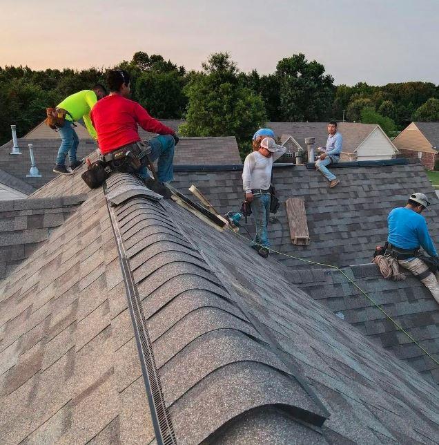 professional roofers at work