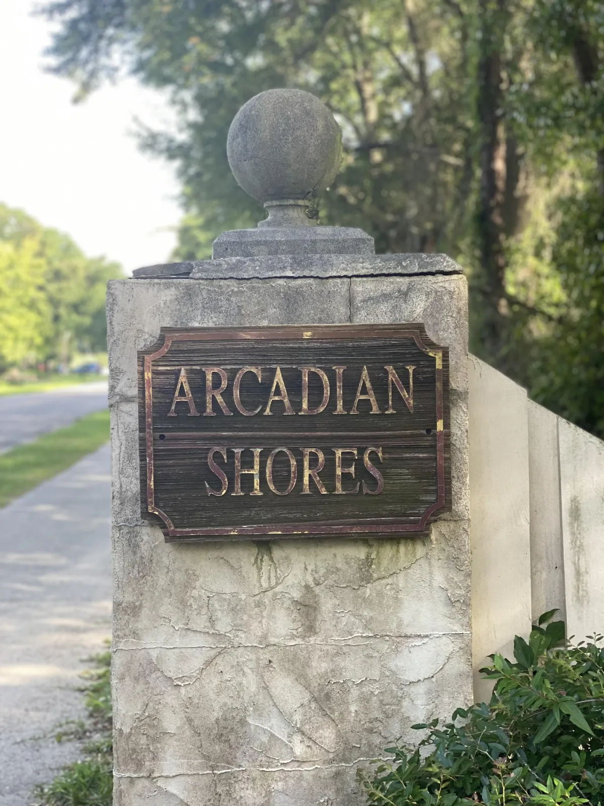 brown and white concrete building