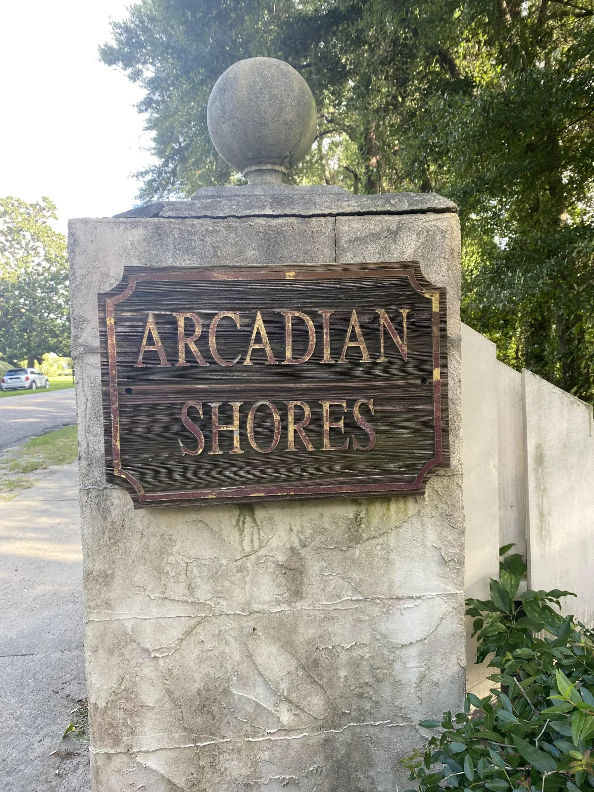 brown and white concrete building