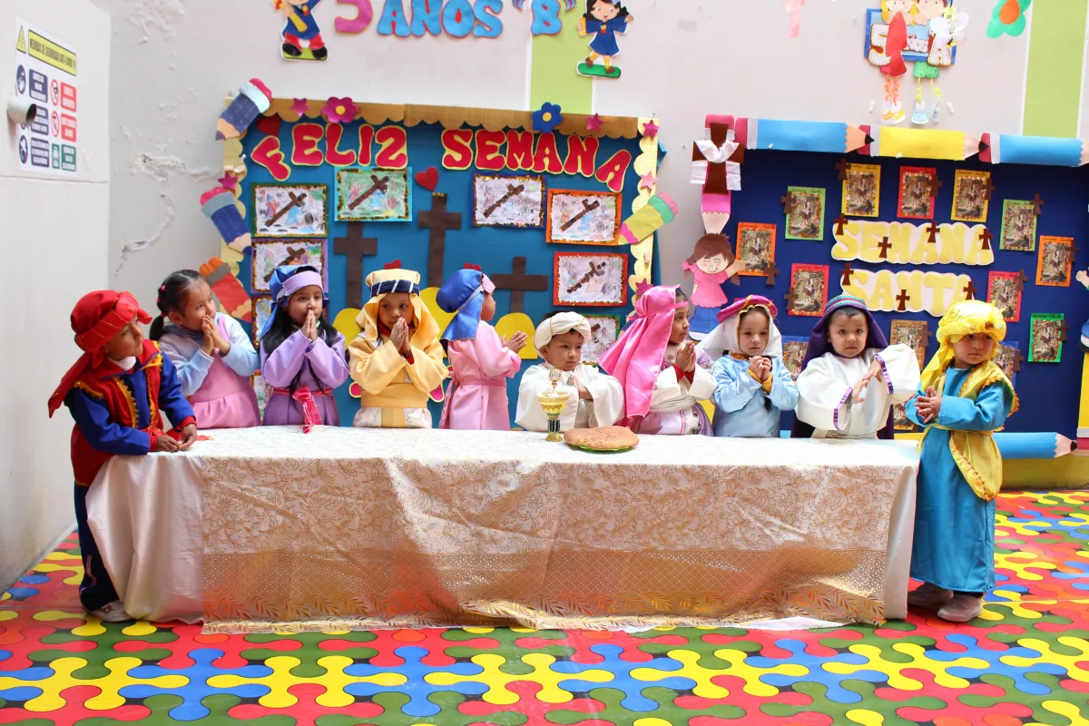 semana santa en el colegio Albert einstein