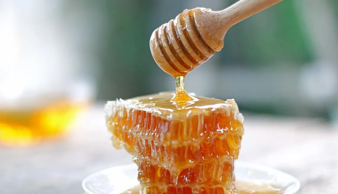 Honey almond shampoo & conditioner; honey; natural raw ingredients; hair products
