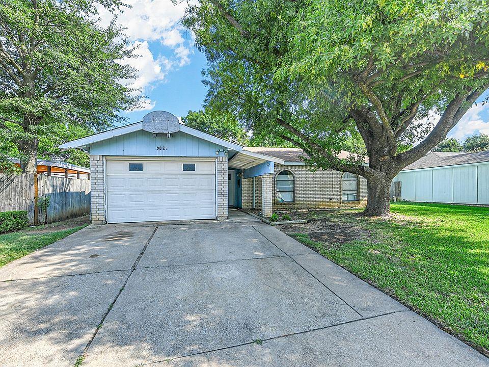 Arlington Concrete levels Driveway