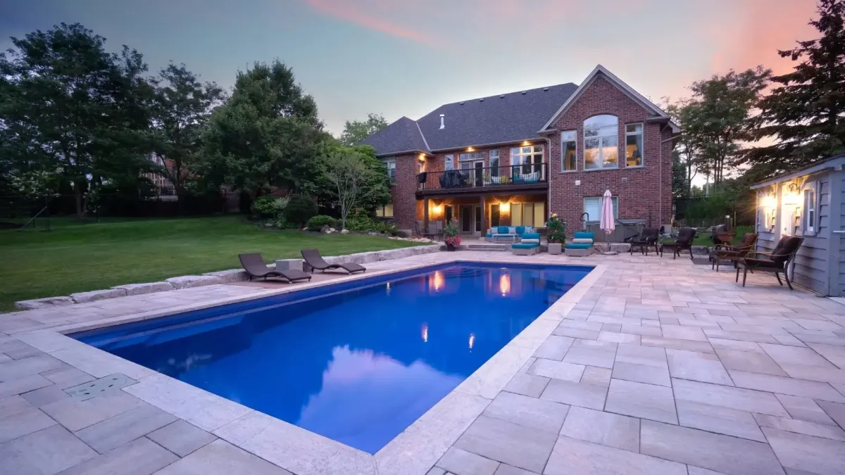 custom swimming pools near me