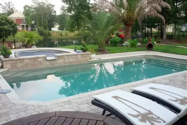 fiberglass pool contractor near me