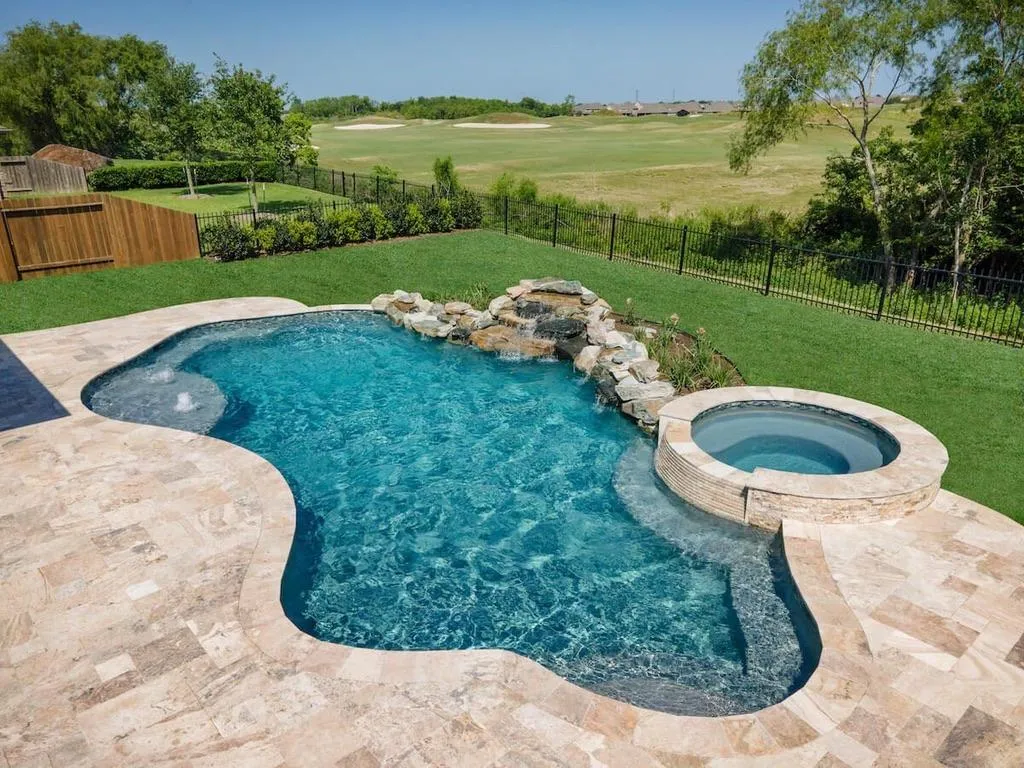 gunite pool
