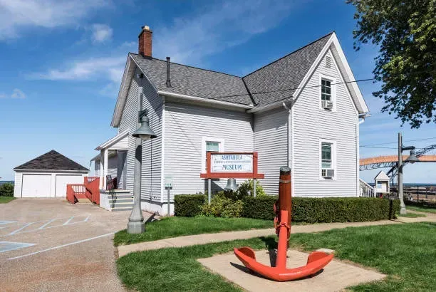 Mentor Harbor Yachting Club - Roof replacement in Mentor OH