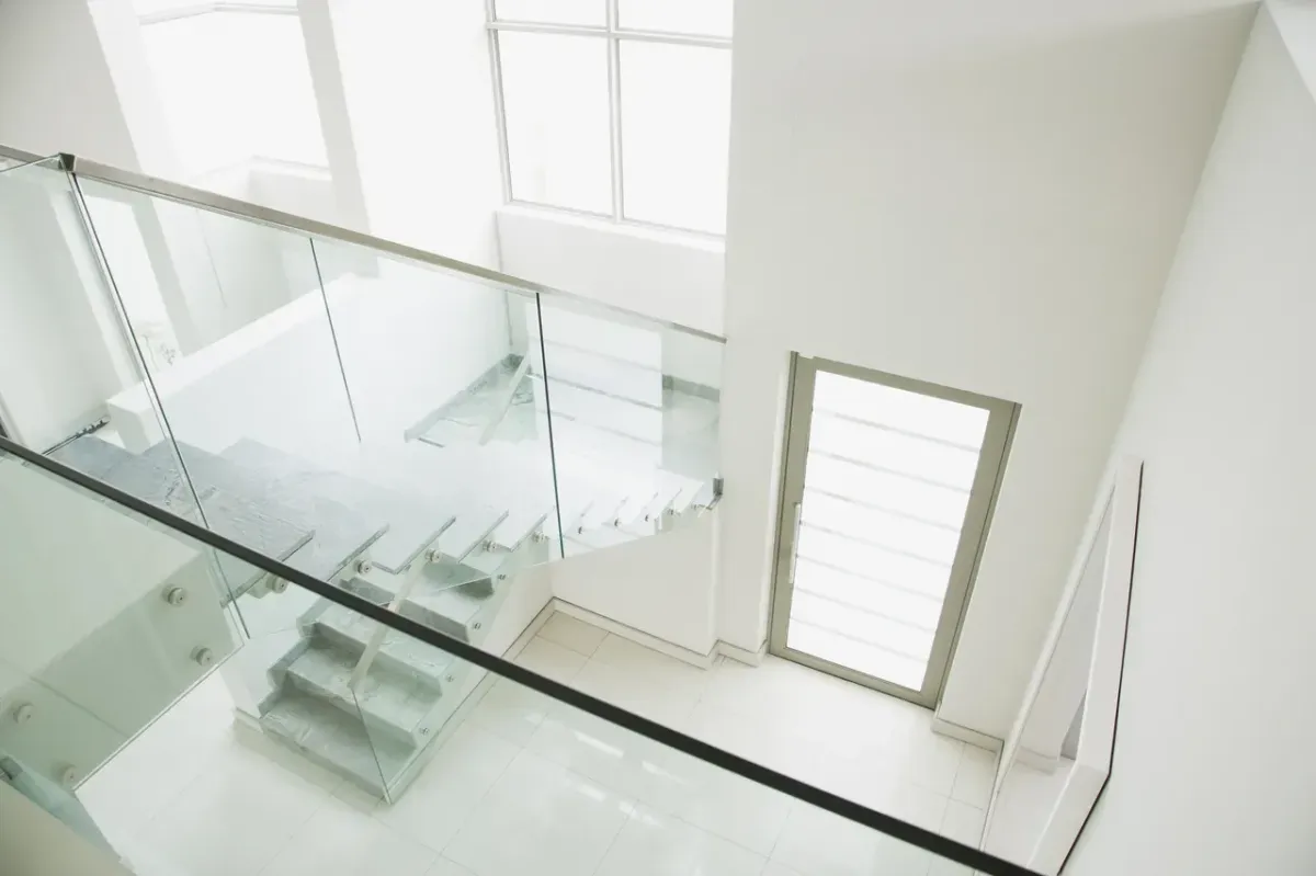 Twin Glass