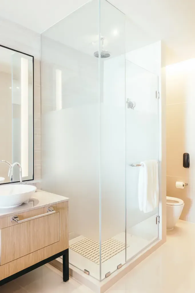 Twin Glass