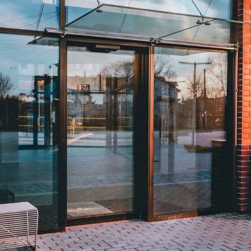 Storefront & Commercial Glass