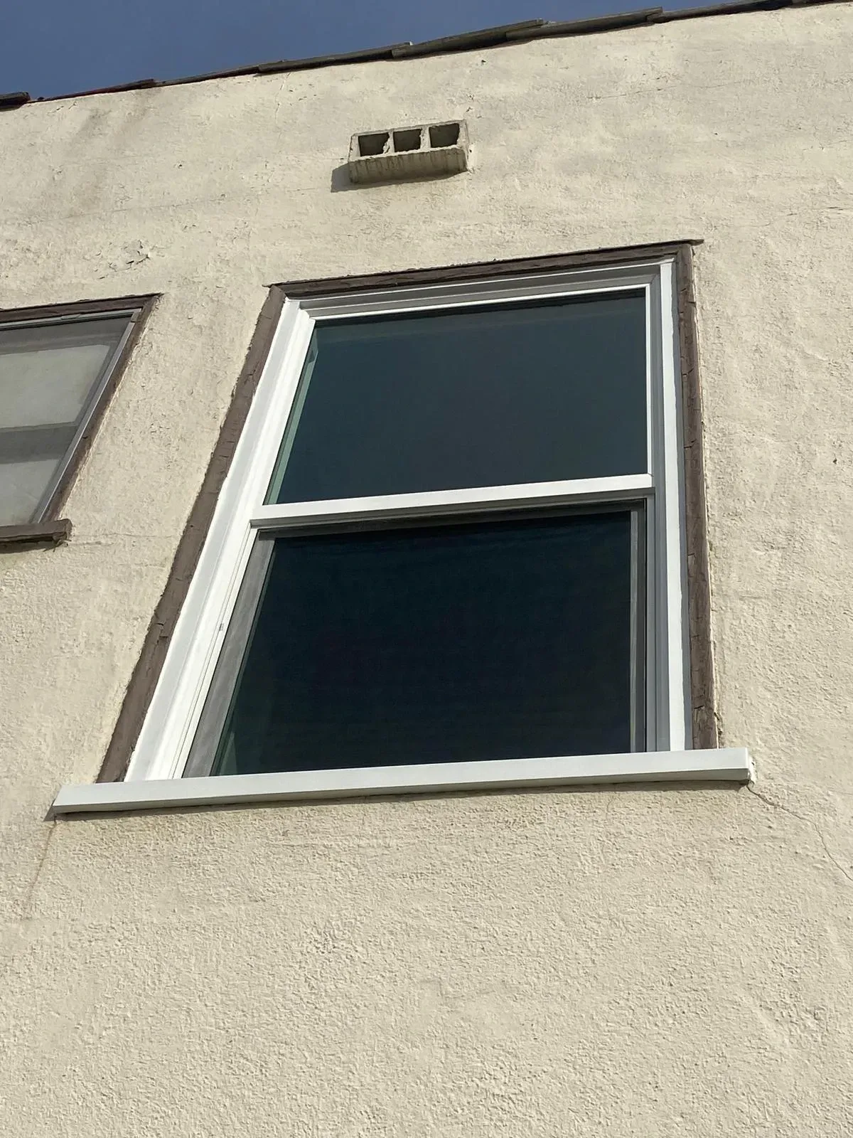 Twin Glass