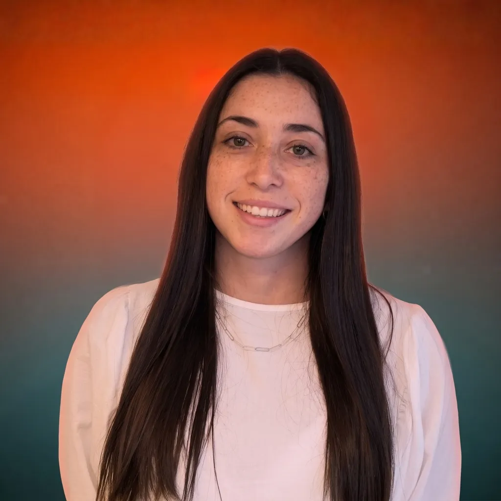 Camila Garcia, Back Office Comercial en Mercotruck transporte internacional