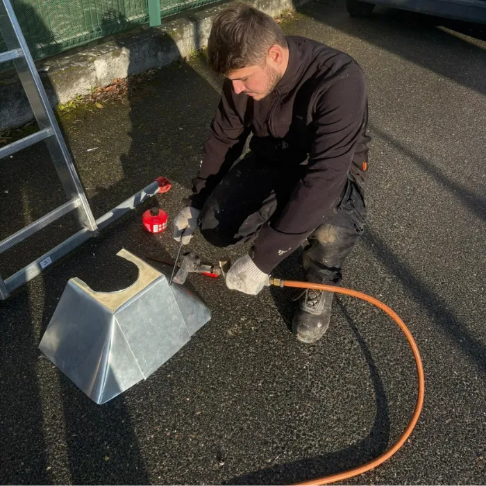 Couvreur toiture sur-mesure 95