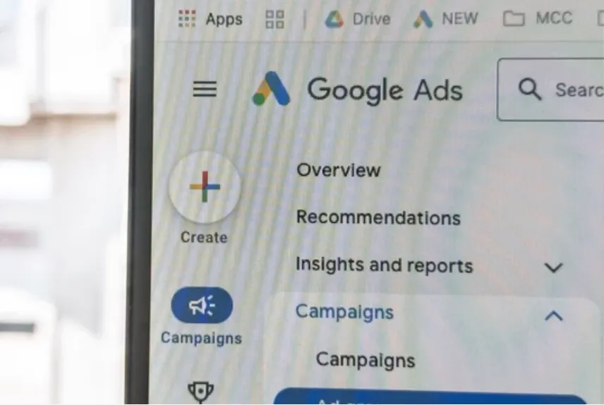 Paid search performance dashboard illustrating ROI-focused Google Ads campaign engineering, bid optimization, and conversion tracking