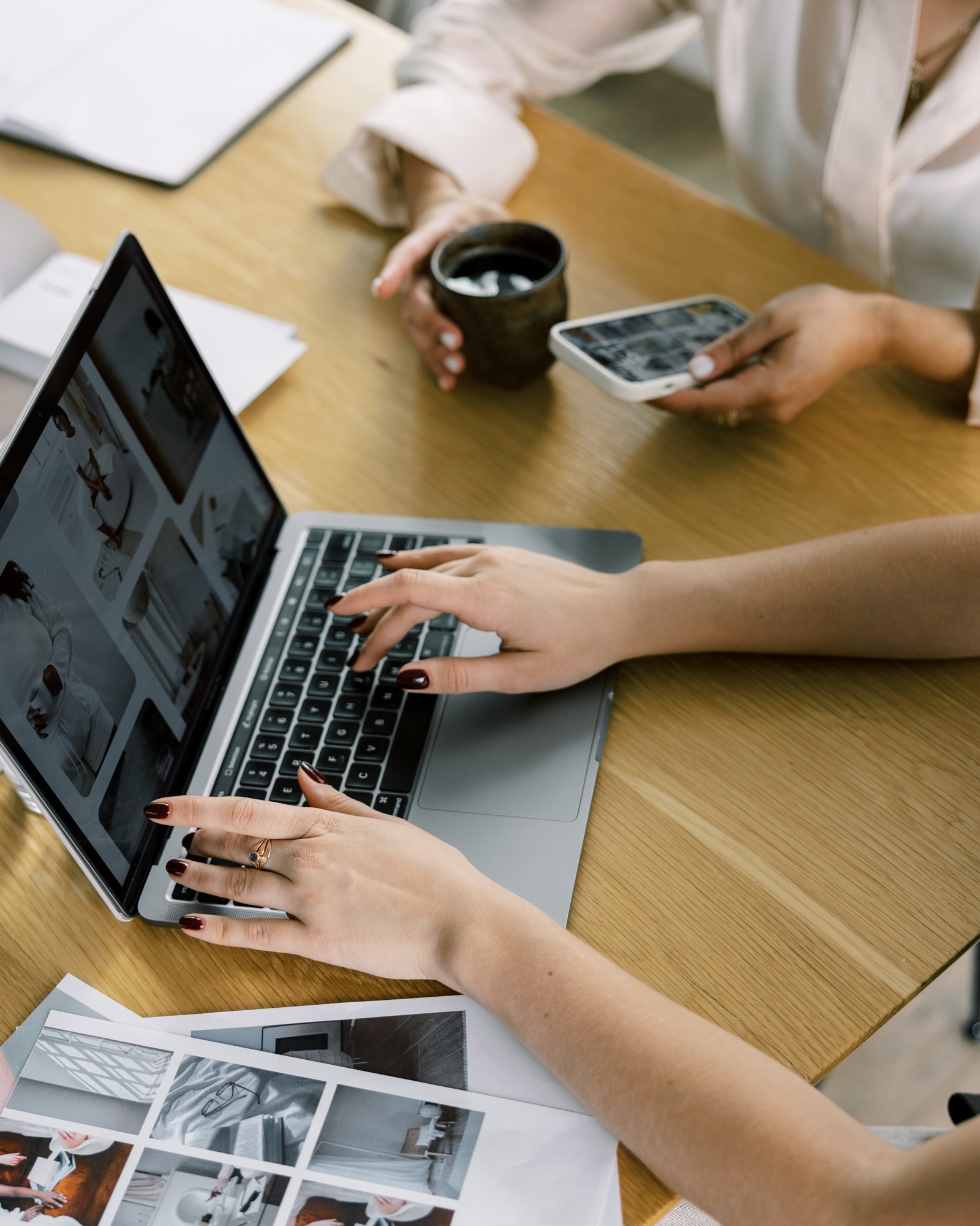 SavvyLAB brand and systems builder with step-by-step training modules for online business owners