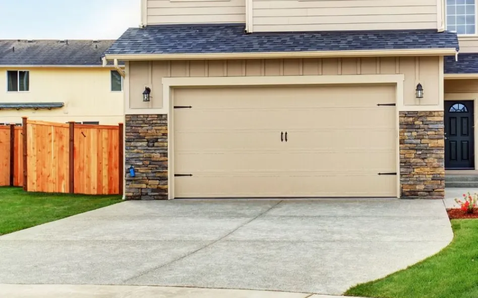 Melbourne Concrete builds and installs driveways