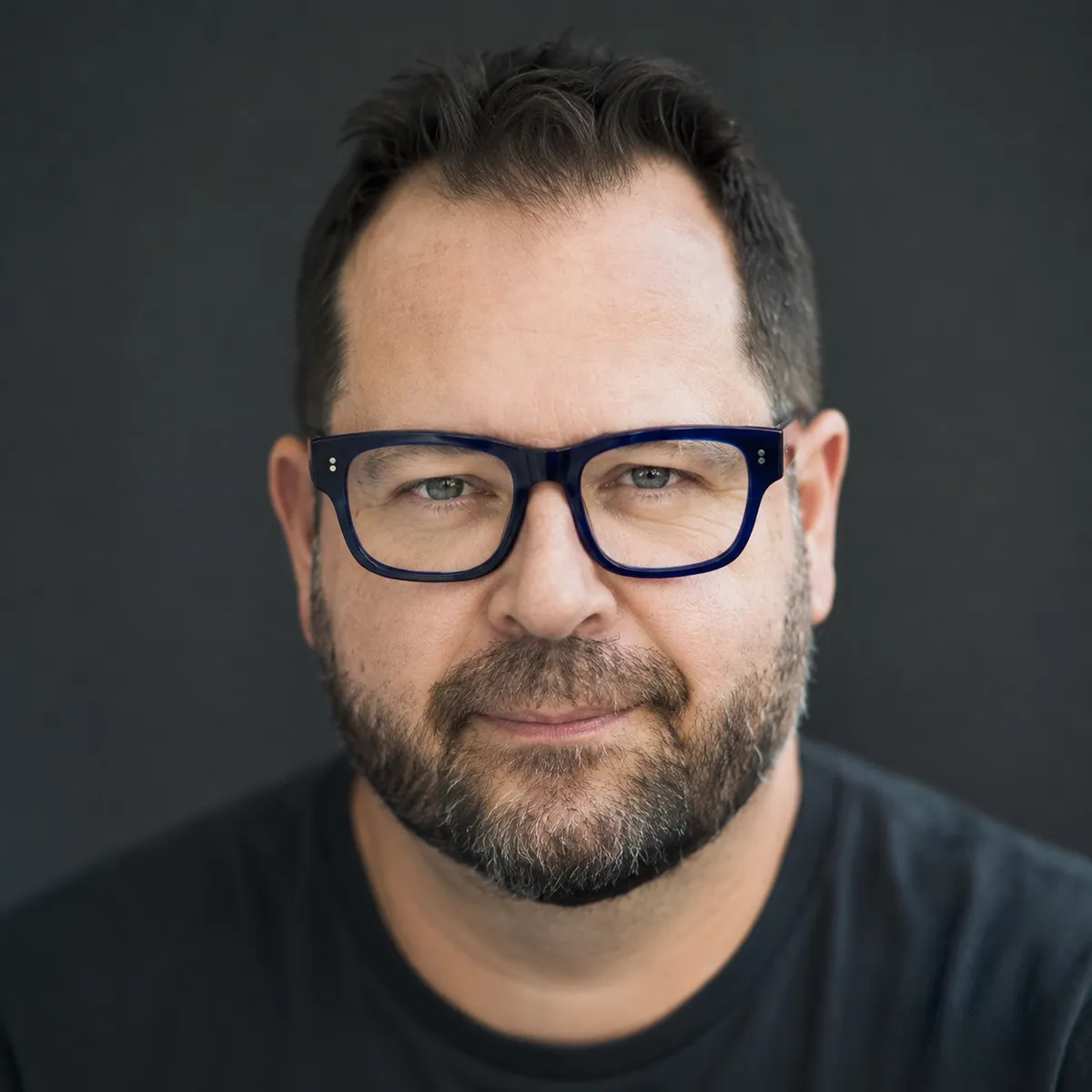 Jose Francisco Muñoz - DIRECTOR / CEO