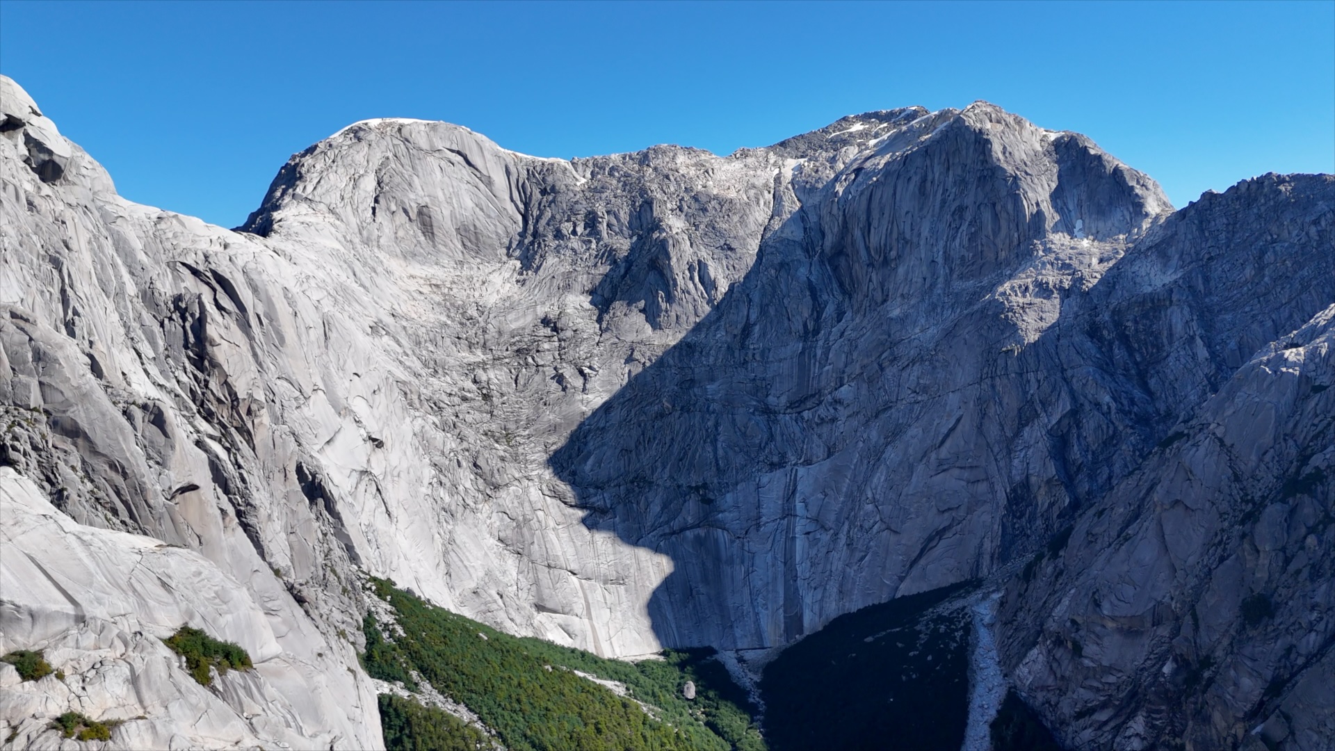Cochamó Climbing & Trekking