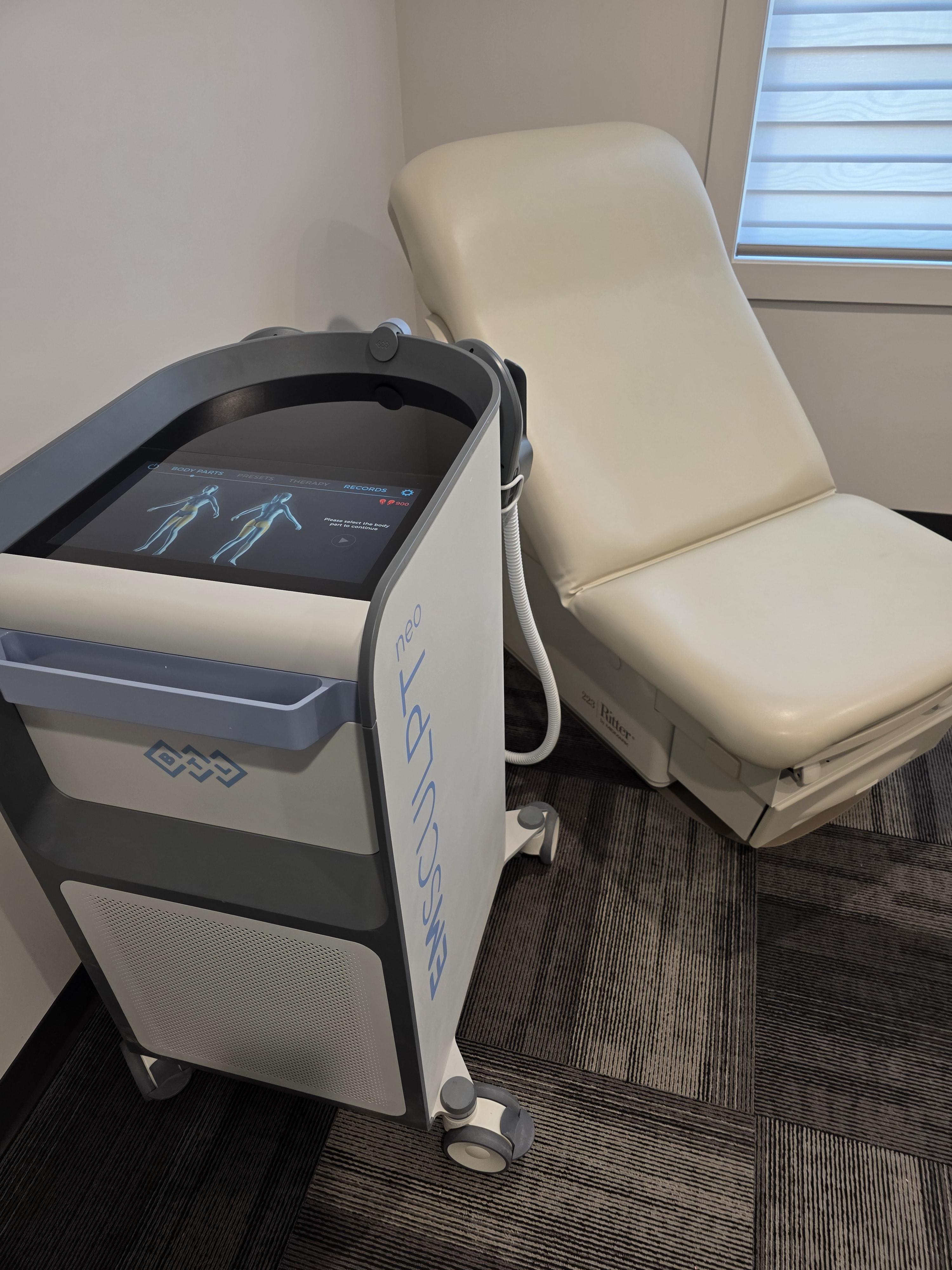 waterfalls in the middle of green trees during daytime