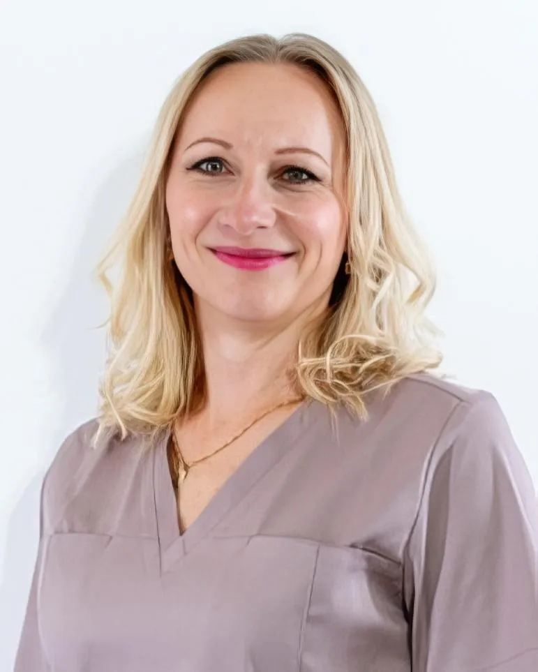Ewa – Zahnmedizinische Fachangestellte