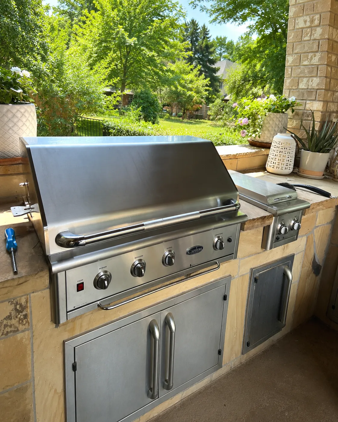 Frisco Gas Grill Cleaning
