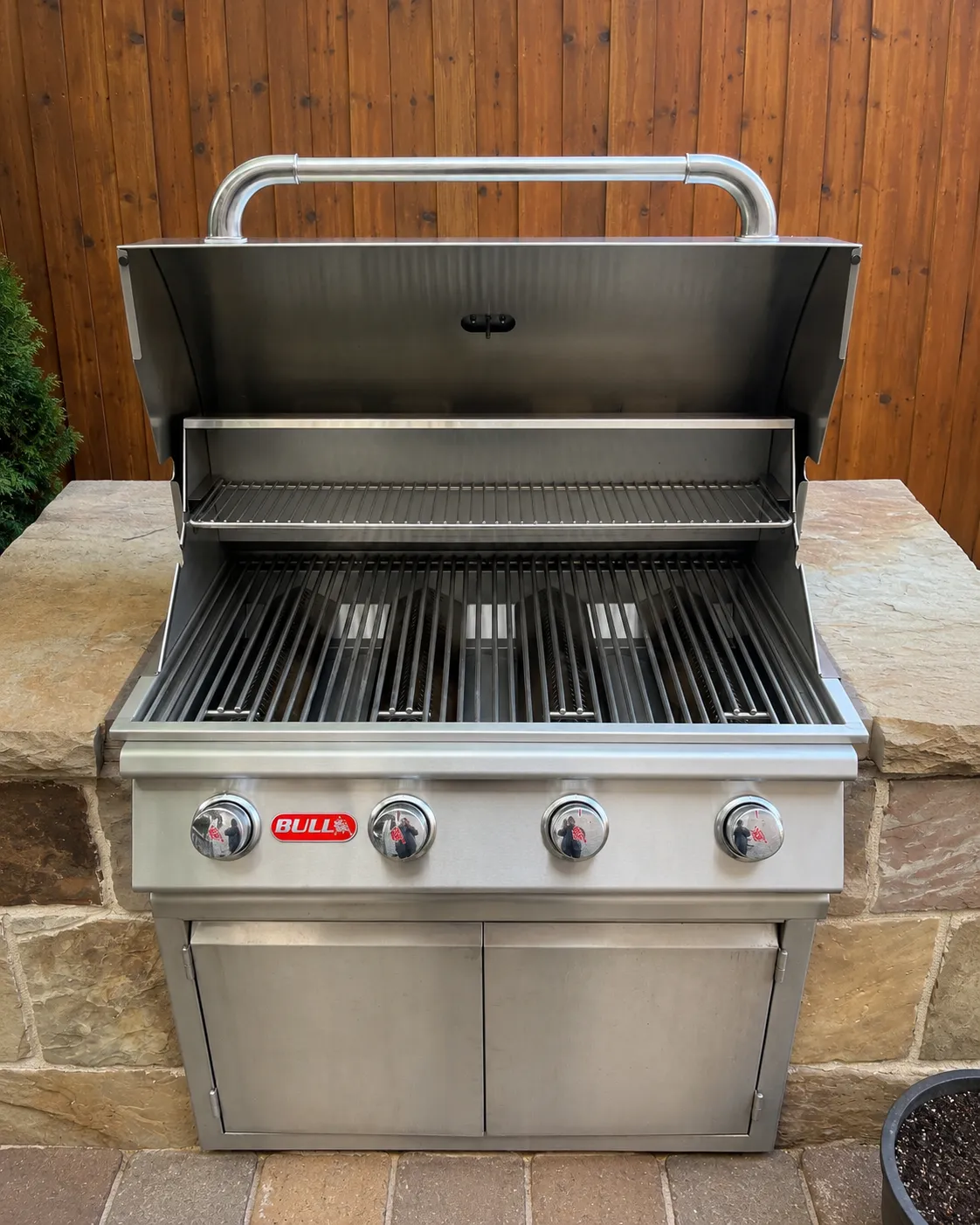 Gas Grill Basic Cleaning