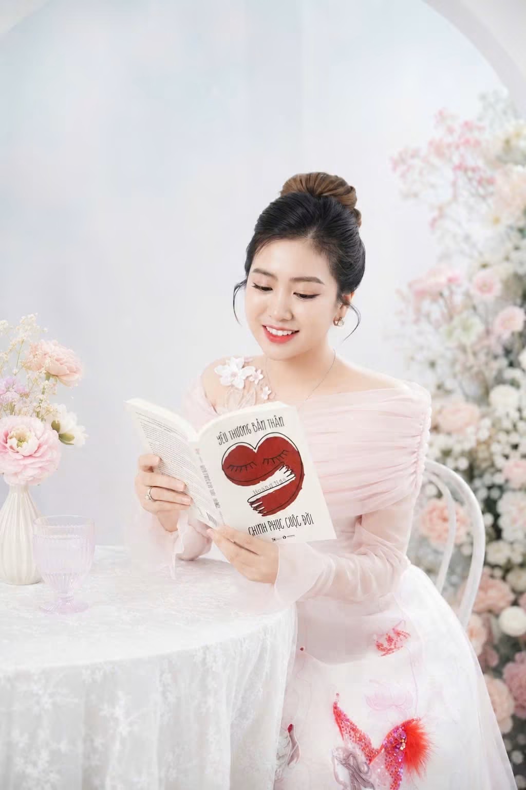 Đừng chỉ chọn người khiến tim bạn rung động, hãy chọn người khiến tâm hồn bạn được bình yên.