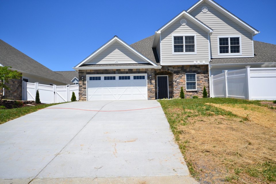 Waynesboro Concrete builds and installs Driveway