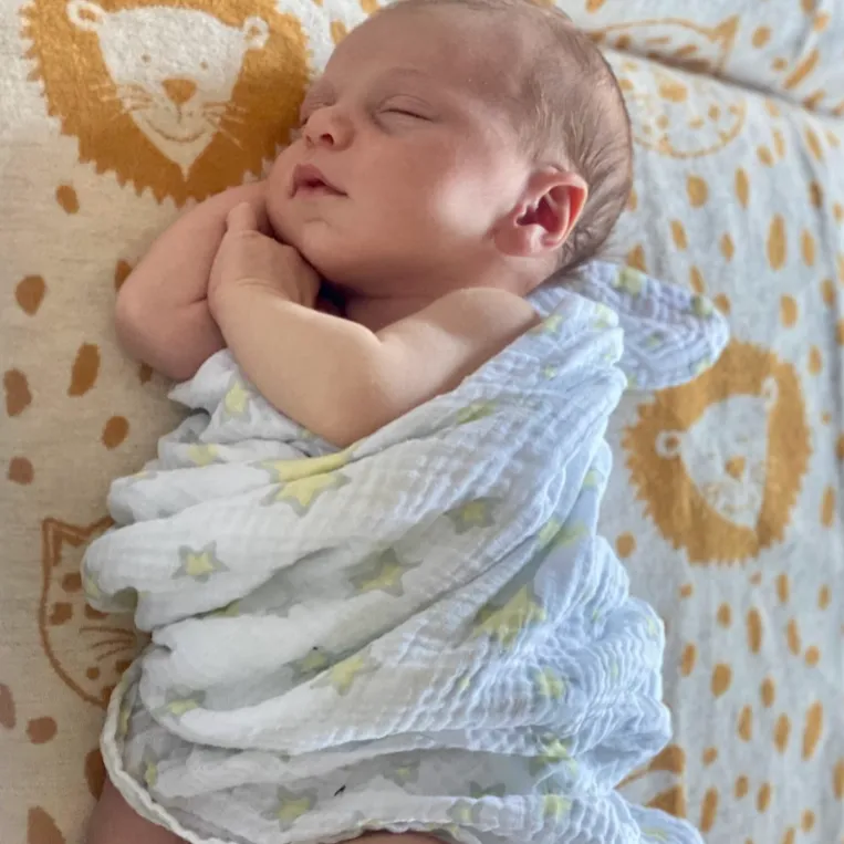 paediatric sleep consultant helping baby sleep better