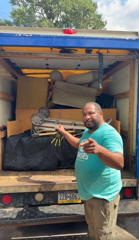 Runner Runner LLC crew loading a truck