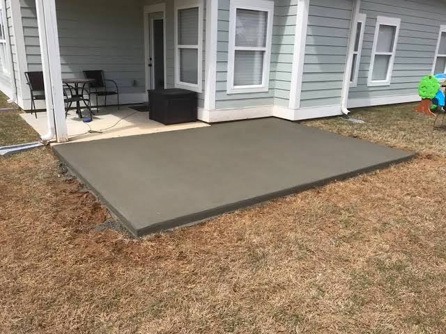 Alabaster Concrete builds and installs Patio.