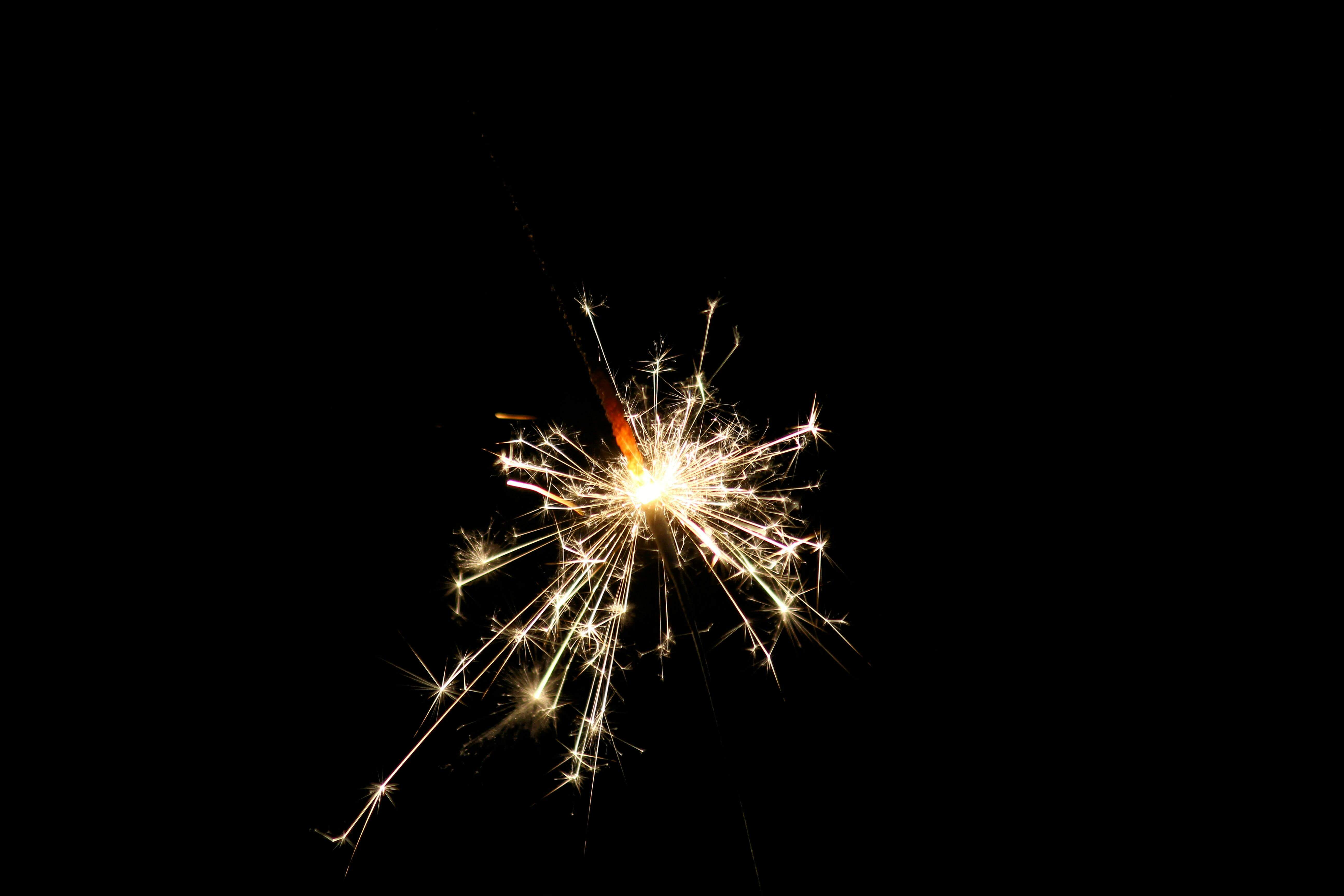 sparkler light in the dark
